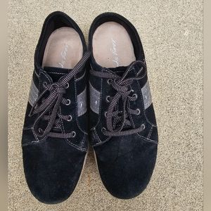 Easy Spirit Litesprint Black/Gray Leather Lace-up Sneakers women's US size 8M